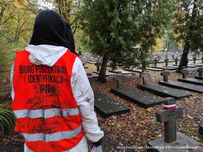 Białystok: na cmentarzu przy ul. 11 listopada odnaleziono szczątki ofiar terroru komunistycznego