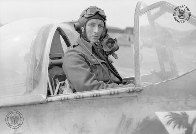 Stanisław Skalski, 25 VI 1944 r. W 1947 powrócił do Polski, gdzie został przez władze stalinowskie oskarżony o zdradę i skazany na karę śmierci, po czym wyrok zamieniono na dożywocie, o co starała się matka skazanego. Został zrehabilitowany w 1956 r. (fot. Imperial War Museum)