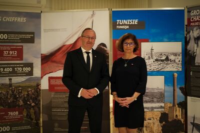 Delegacja Instytutu Pamięci Narodowej w Tunezji – 28–29 października 2024. Na zdj. od lewej zastępca prezesa IPN dr hab. Karol Polejowski, Ambasador Nadzwyczajny i Pełnomocny Rzeczypospolitej Polskiej w Tunezji Justyna Porazińska. Fot. Mateusz Niegowski (IPN)