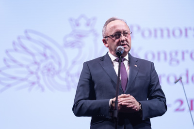 Pomorski Kongres Pamięci Narodowej. Na zdj. zastępca prezesa IPN dr hab. Karol Polejowski – Gdańsk, 21 listopada 2024. Fot. Roman Jocher