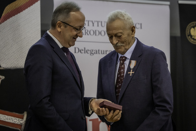 Gala wręczenia Krzyży Wolności i Solidarności oraz nagrody Praesentes Prioribus  – Olsztyn, 22 listopada 2024. Fot. Łukasz Czechyra (IPN)