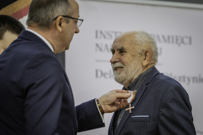 Gala wręczenia Krzyży Wolności i Solidarności oraz nagrody Praesentes Prioribus  – Olsztyn, 22 listopada 2024. Fot. Łukasz Czechyra (IPN)