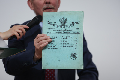 Podpisanie „Porozumienia o współpracy w zakresie upowszechniania wiedzy historycznej” pomiędzy Instytutem Pamięci Narodowej – Komisją Ścigania Zbrodni przeciwko Narodowi Polskiemu a Stowarzyszeniem Klub Dam i Kawalerów Krzyża Wolności i Solidarności – Warszawa, 13 grudnia 2024. Fot. Mikołaj Bujak (IPN)