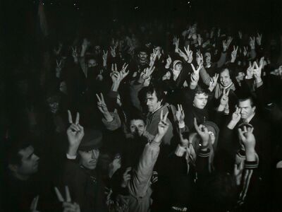 Fotosy z filmu „Rok z życia kraju”