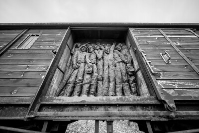 Pomnik Tragedii Górnośląskiej w Bytomiu. „Tragedia Górnośląska” – pamięć historii i historia pamięci. Fot. K. Łojko (IPN)