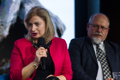 Uroczystość wręczenia Medalu Reipublicae Memoriae Meritum Adzie Krystynie Willenberg. Na zdj. dyrektor BWM Agnieszka Jędrzak i dyrektor BUWiM Adam Siwek – Warszawa, 23 stycznia 2025. Fot. Sławek Kasper (IPN)