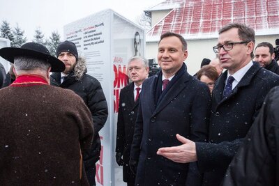 Podczas uroczystości można było obejrzeć wystawę plenerową szczecińskiego IPN „Ojcowie Niepodległości”. Fot. Sławomir Kasper (IPN)