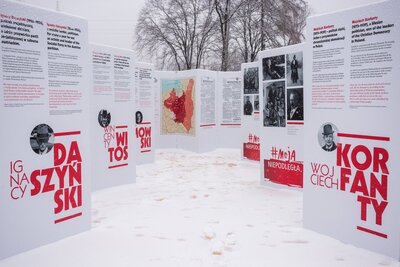 Wystawa plenerowa „Ojcowie Niepodległości”. Fot. Sławomir Kasper (IPN)