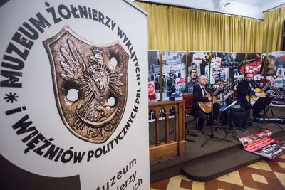 Rocznica stanu wojennego w Muzeum Żołnierzy Wyklętych i Więźniów Politycznych PRL – Warszawa, 12/13 grudnia 2017. Fot. Sławomir Kasper (IPN) #22