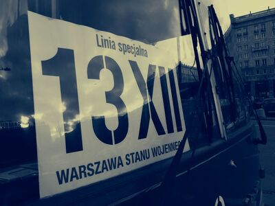 Autobus stanu wojennego – 13 grudnia 2017