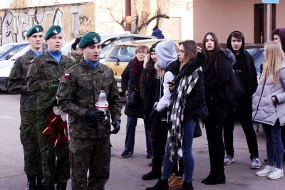 Autobus stanu wojennego – 13 grudnia 2017