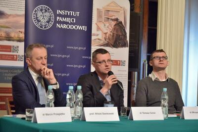 Dyskusja „Okupacja czy okupacje? Ziemie polskie wcielone do Rzeszy w latach 1939–1945” – Warszawa, 13 grudnia 2017. Fot. Maciej Foks (IPN)
