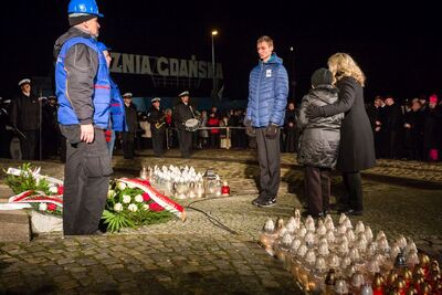 Grudzień ’70 – uroczystości w 47. rocznicę krwawej pacyfikacji protestów robotniczych na Wybrzeżu – 17 grudnia 2017. Fot. Sławomir Kasper (IPN) #24