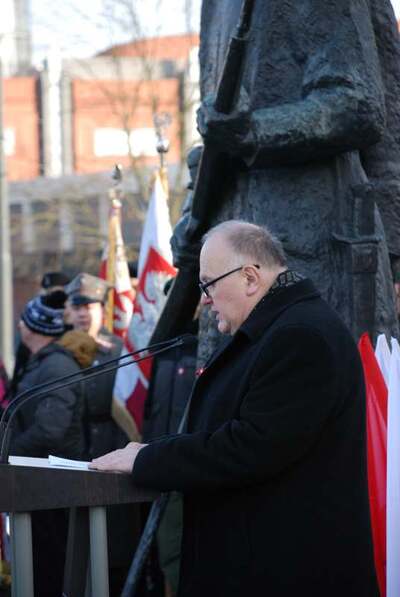 W imieniu Zarządu Głównego Towarzystwa Pamięci Powstania Wielkopolskiego przemawiał dr Zdzisław Kościański – Poznań, 27 grudnia 2017. Fot. Jan Kołodziejski