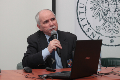 Teofil Lachowicz – archiwista, redaktor pisma „Weteran”. Fot. Piotr Życieński (IPN)