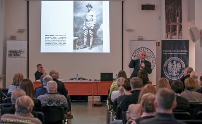 Wykład Teofila Lachowicza „Wychodźstwo polskie w Ameryce na rzecz niepodległości Polski w latach 1914–1920” – 23 stycznia 2018. Fot. Marcin Jurkiewicz (IPN)