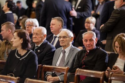 Wręczenie not identyfikacyjnych - Warszawa 01.02.2018. Fot. Marcin Jurkiewicz (IPN)