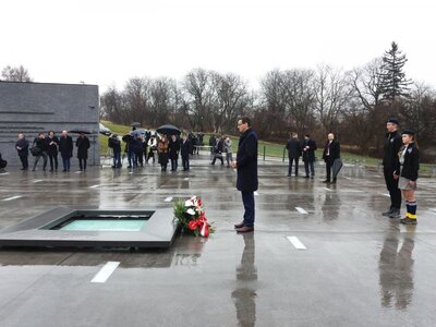 Premier Mateusz Morawiecki w Muzeum im. Rodziny Ulmów w Markowej. Fot. Kancelaria Premiera