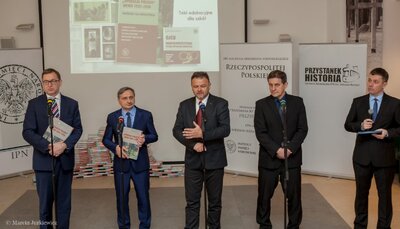 Konferencja prasowa IPN i MEN na temat „Operacji polskiej" NKWD oraz teki edukacyjnej IPN – Warszawa 13 lutego 2018. Marcin Jurkiewicz (IPN)