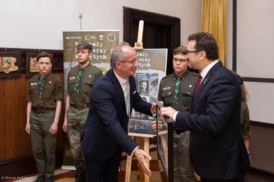 Prezentacja nowych znaczków pocztowych z serii „Ryngrafy Żołnierzy Wyklętych” – 28 lutego 2018. Fot. Marcin Jurkiewicz (IPN)