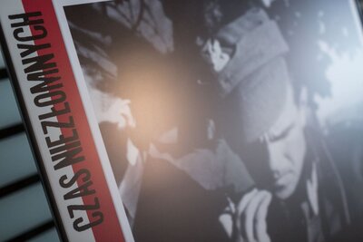 Wystawa IPN „Czas Niezłomnych" na Dworcu Centralnym w Warszawie – 1 marca 2018. Fot. Sławomir Kasper (IPN)