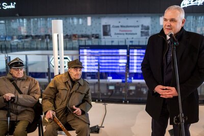 Inauguracja wspólnej akcji IPN i PKP na Dworcu Centralnym – Warszawa, 1 marca 2018. Fot. Sławomir Kasper (IPN)
