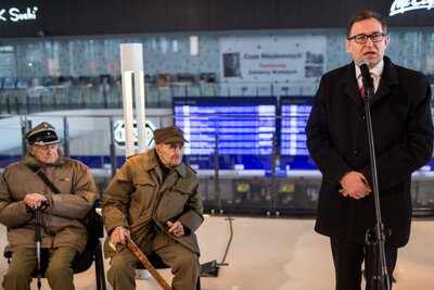 Inauguracja wspólnej akcji IPN i PKP na Dworcu Centralnym – Warszawa, 1 marca 2018. Fot. Sławomir Kasper (IPN)