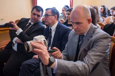 Przed sesją naukową „Związek Polaków w Niemczech i jego członkowie w dwudziestoleciu międzywojennym i w czasie drugiej wojny światowej” – Opole, 5 marca 2018. Fot. Sławomir Kasper (IPN)