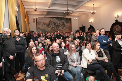 Promocja książki „Kwatera Ł. Wolność jest kuloodporna” na Rakowieckiej. Fot. Piotr Życieński (IPN)