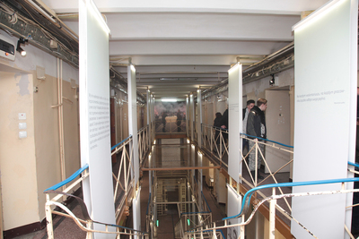 Promocja książki „Kwatera Ł. Wolność jest kuloodporna” na Rakowieckiej. Fot. Piotr Życieński (IPN)