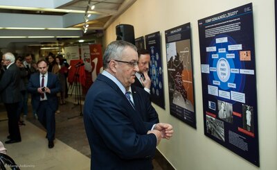 Otwarcie wystawy o "Żegocie" na Poczcie Polskiej w Warszawie oraz prezentacja znaczka poświęconego Irenie Sendlerowej. Fot. Marcin Jurkiewicz (IPN) #1