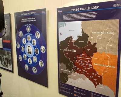 Otwarcie wystawy o "Żegocie" na Poczcie Polskiej w Warszawie oraz prezentacja znaczka poświęconego Irenie Sendlerowej. Fot. Marcin Jurkiewicz (IPN) #9