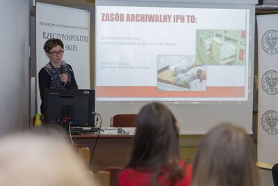 Uczniowie Liceum Ogólnokształcącego im. Polskiej Macierzy Szkolnej w Mińsku Mazowieckim w Archiwum IPN – 23 i 26 marca 2018