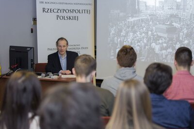 Uczniowie Liceum Ogólnokształcącego im. Polskiej Macierzy Szkolnej w Mińsku Mazowieckim w Archiwum IPN – 23 i 26 marca 2018