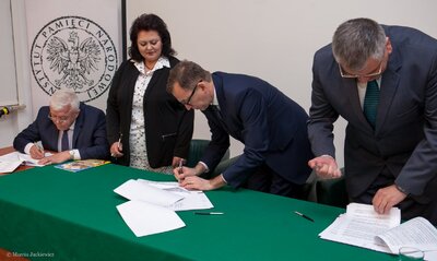 Podpisanie umów o współpracy z Państwowymi Archiwami Obwodowymi w Odessie, Winnicy i Chmielnickim – Warszawa, 26 marca 2018. Fot. Marcin Jurkiewicz (IPN)