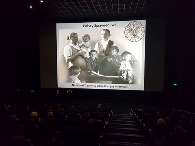 Pokazy filmów „Stella” oraz „Życie za życie” w 17 miastach Polski – 23–24 marca 2018