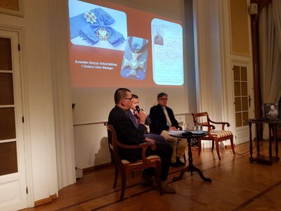 Spotkanie z autorami albumu o gen. Józefie Hallerze w ramach Przystanku Historia IPN w Brukseli w Ambasadzie RP