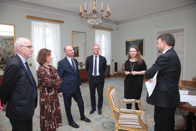 Finał pierwszej edycji projektu edukacyjnego „Łączka oraz inne miejsca poszukiwań" w Belwederze. Fot. Piotr Życieński (IPN)