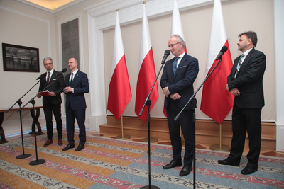 Finał pierwszej edycji projektu edukacyjnego „Łączka oraz inne miejsca poszukiwań" w Belwederze. Fot. Piotr Życieński (IPN)