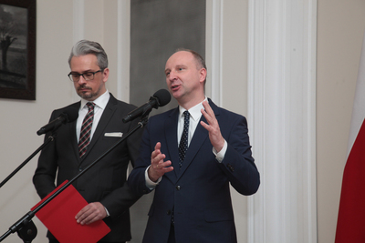 Finał pierwszej edycji projektu edukacyjnego „Łączka oraz inne miejsca poszukiwań" w Belwederze. Fot. Piotr Życieński (IPN)