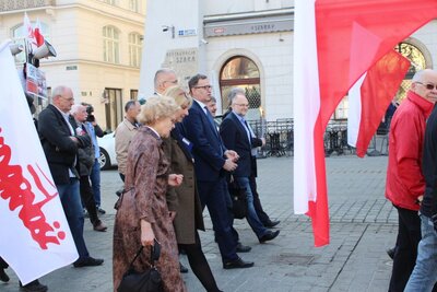 W marszu wziął udział prezes IPN Jarosław Szarek. Fot. Żaneta Wierzgacz (IPN)