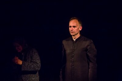 Spektakl „Popiełuszko” w reż. Jana Nowary – Zabrze, 17 kwietnia 2018. Fot. Sławek Kasper (IPN)