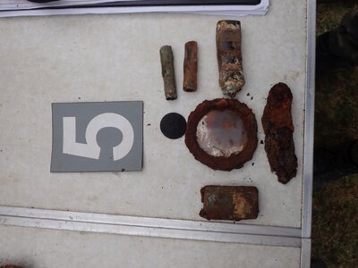 Kamionka (woj. opolskie) – rzeczy osobiste poległego pod Kamionką. Fot. Piotr Kędziora-Babiński BUW IPN