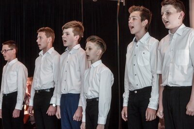 Spotkanie w Gminnym Ośrodku Kultury w Gilowicach w 41. rocznicę śmierci Stanisława Pyjasa. Fot. Sławomir Kasper (IPN)