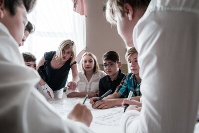 Spotkanie w Gminnym Ośrodku Kultury w Gilowicach w 41. rocznicę śmierci Stanisława Pyjasa. Fot. Sławomir Kasper (IPN)