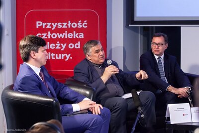 Konferencja prasowa w Centrum Myśli Jana Pawła II – 15 maja 2018. Fot. Marcin Jurkiewicz (IPN)