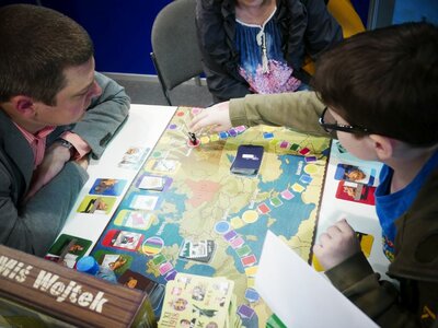 Stoisko IPN podczas 9. Warszawskich Targów Książki – Warszawa, 17–20 maja 2018