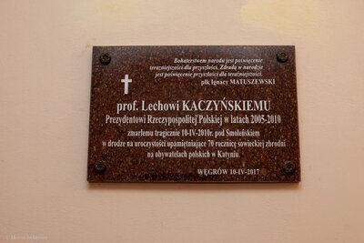 W kościele św. Piotra z Alkantary i św. Antoniego z Padwy w Węgrowie. Fot. Marcin Jurkiewicz (IPN)