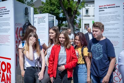 Otwarcie wystawy „Ojcowie Niepodległości” w Węgrowie – 21 maja 2018. Fot. Marcin Jurkiewicz (IPN)