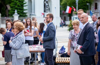 Otwarcie wystawy „Ojcowie Niepodległości” w Węgrowie – 21 maja 2018. Fot. Marcin Jurkiewicz (IPN)